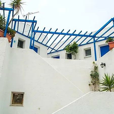 Manousos' Hotell *