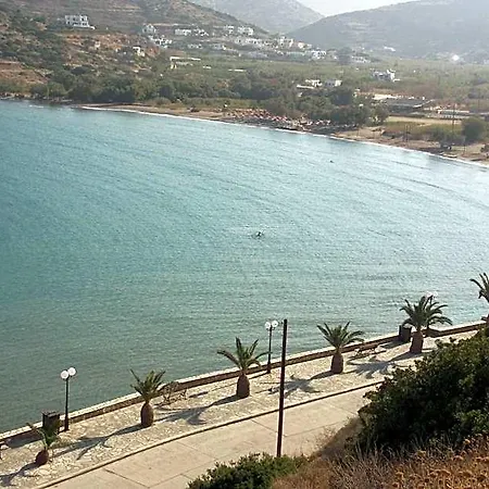 Hotel Manousos' *